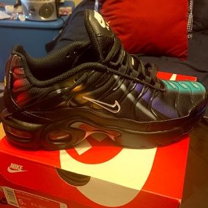 Stylish Unisex Nike Air Max!